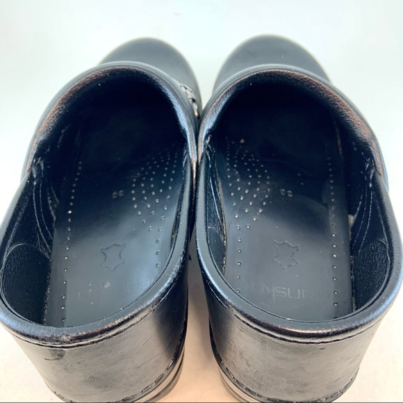 Dansko Black Oiled Metal Floral Patricia Professional Stapled Clogs 38 7.5 8 - Picture 6 of 11